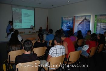 Museo Castro Chao Samartín. Charla en aula del museo