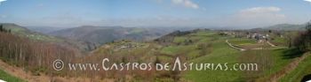 Panorámica del valle del Navia desde el Museo (foto: Salvador Rodríguez Ambres)