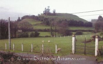 Castro de El Cueto. Foto: Sánchez & Menéndez 2009, 540.